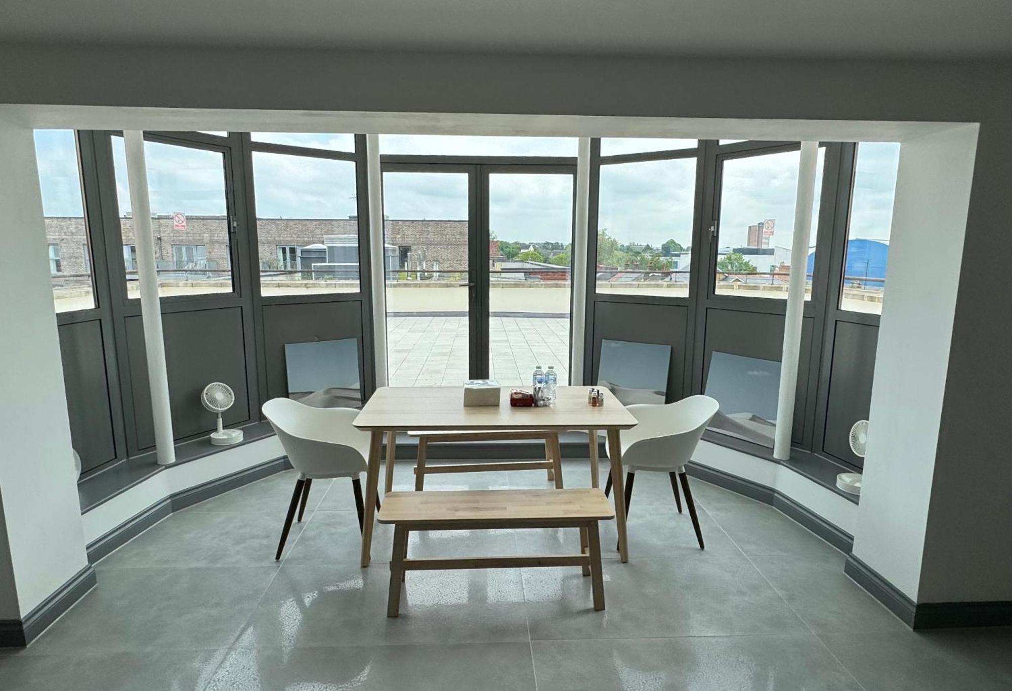 Long Letting - Luxurious 3 Bedroom Penthouse In City Centre - Parking Included! Chelmsford Luaran gambar